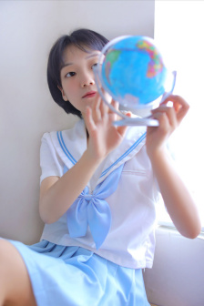 漂亮女保姆中文字幕